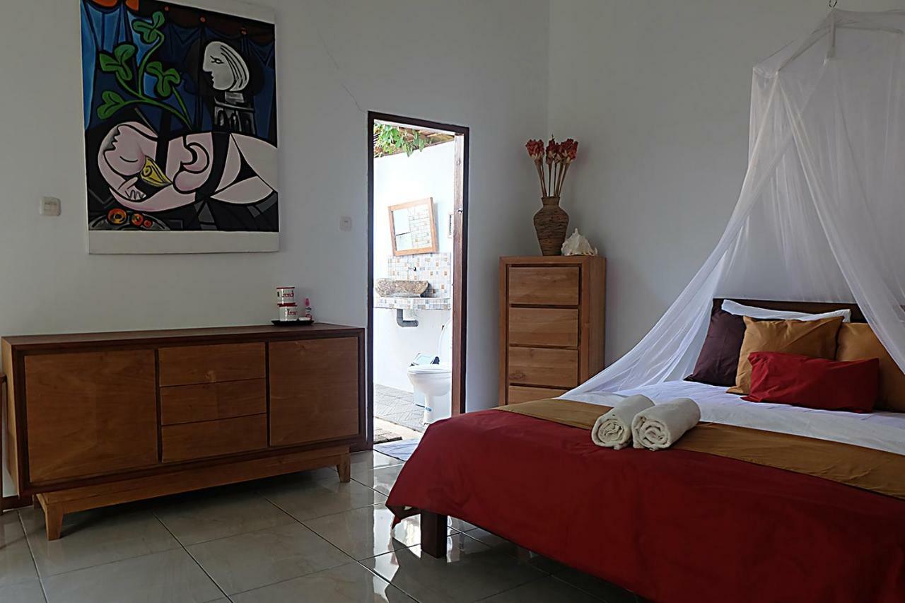 Ayu Hotel Karimunjawa Buitenkant foto